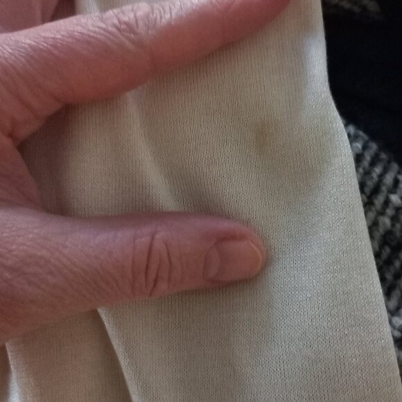 THEORY thin v neck sweater - Picture 9 of 9